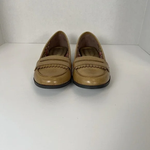 Kelly and Katie tan slip-on penny loafer dress causal shoe flat women's 6.5 - Picture 3 of 9